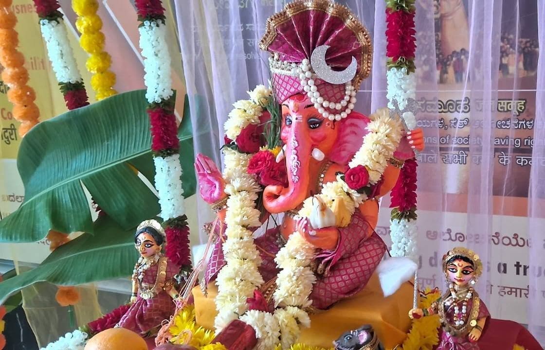 गणेश चतुर्थी — गणेश स्थापना